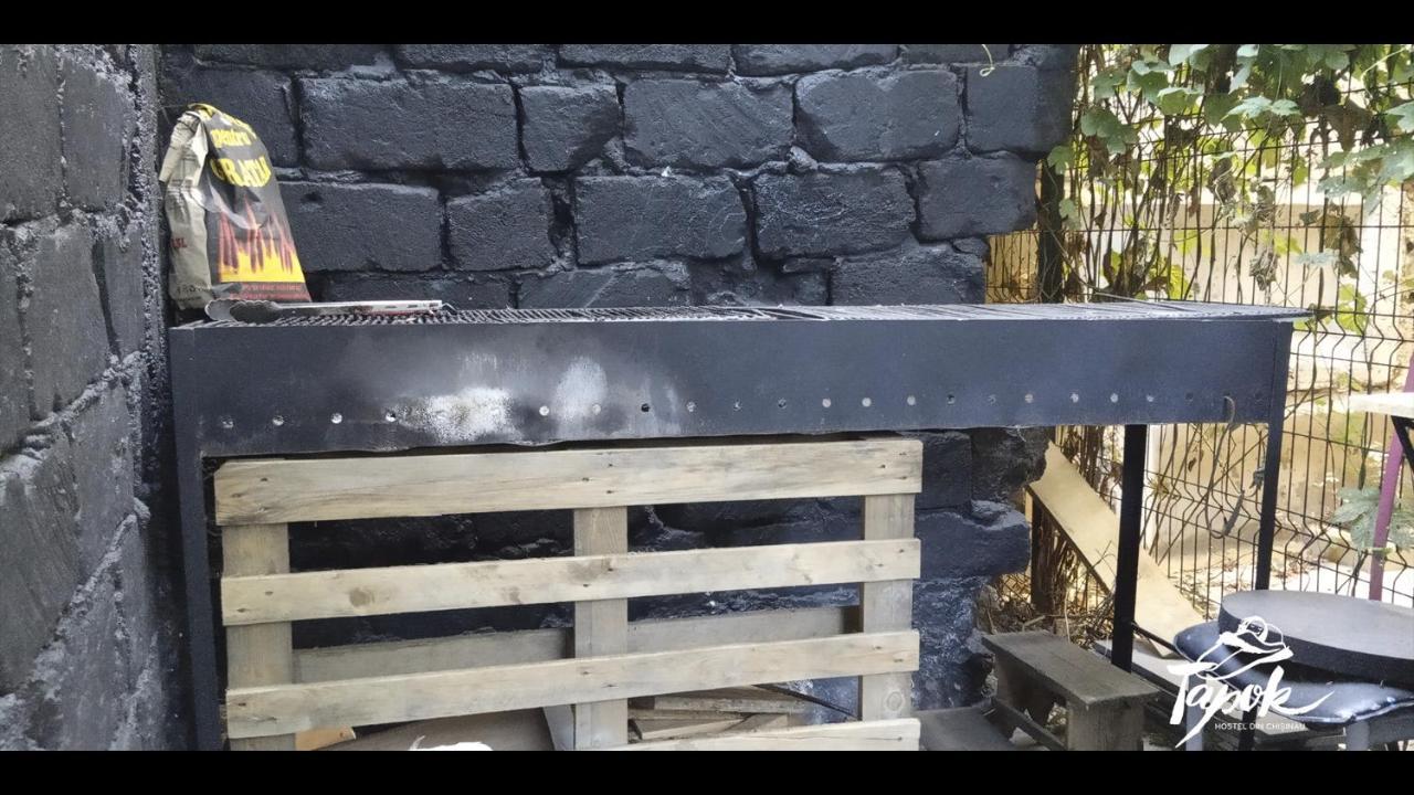 キシナウ タポック ホステルホステル エクステリア 写真