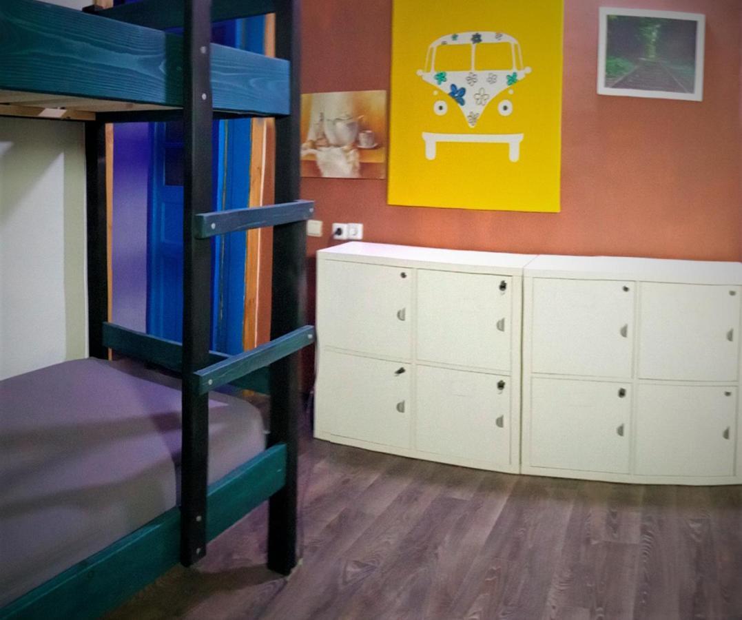 キシナウ タポック ホステルホステル エクステリア 写真